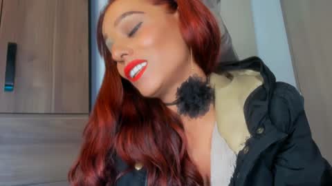 laura online show from 12-28-24, 06:28