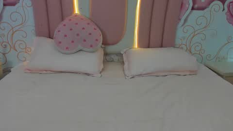 sofiaabigboobs online show from 12-02-25, 12:10