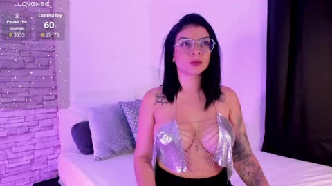Snapshot of sofiaalarson chatting on 05-07-26, 03:12 sofiaalarson online show from 05-07-26, 03:12