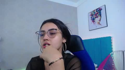 Sofia online show from 11-29-25, 12:19