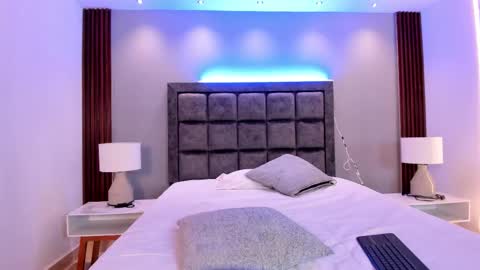 Sofia caramel online show from 10-09-25, 08:51