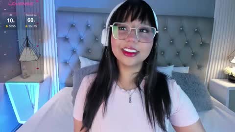 Sofia online show from 10-14-25, 11:33