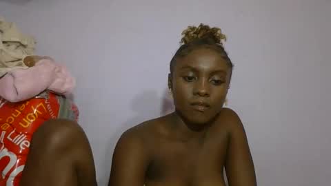 sofia online show from 04-11-26, 03:49