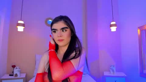 SofiaFontaine online show from 11-22-25, 04:44