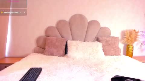 SOFI  online show from 02-22-26, 04:38