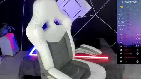 Snapshot of sofiakey chatting on 12-24-24, 05:16 sofia online show from 12-24-24, 05:16