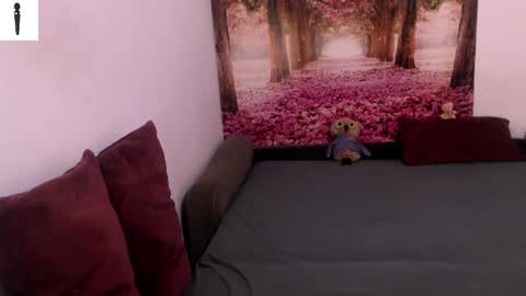 sofialiub online show from 12-17-24, 09:38