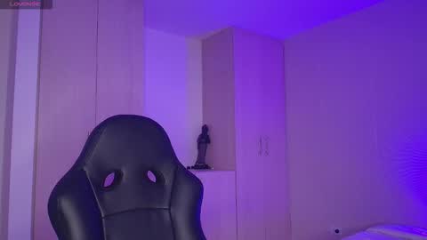 Sofia online show from 10-19-25, 03:29