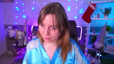 SofiaLuxuryy online show from 12-23-25, 08:34