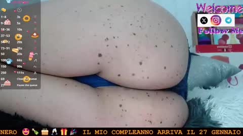 Snapshot of sofiamadisson chatting on 01-24-25, 05:32 Sofia Madisson online show from 01-24-25, 05:32