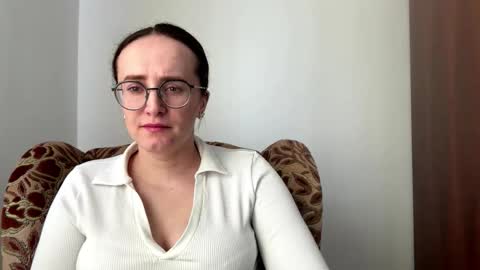 Sofia online show from 03-30-26, 01:23