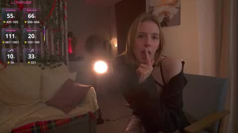 Sofia Help me overcome shynes with 100 thumbs up online show from 12-20-25, 09:55