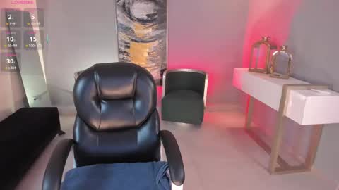 Sofia Reyes online show from 04-25-26, 06:49