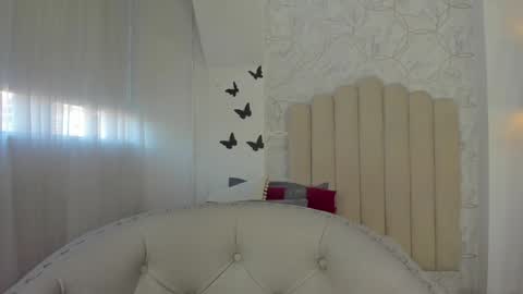 Sofia  online show from 01-18-25, 12:15