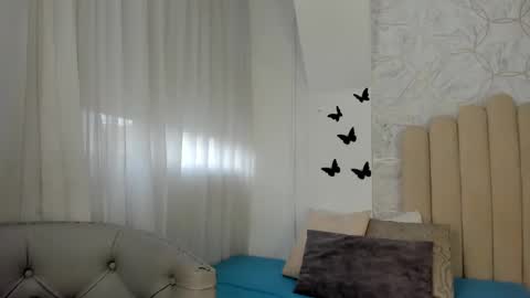 Sofia  online show from 02-08-25, 12:39