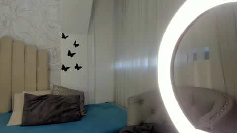 Sofia  online show from 02-13-25, 12:43