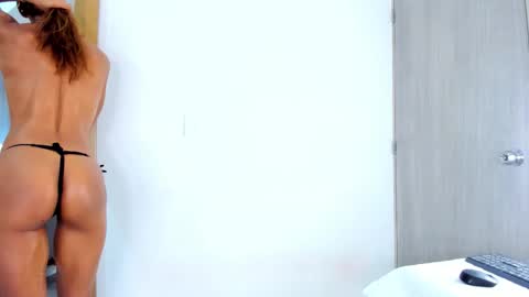 Sofia  online show from 11-07-25, 12:38