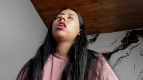 Sofia and Noah online show from 04-03-26, 11:30