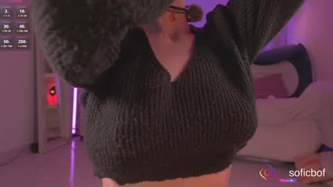 Snapshot of soficb chatting on 09-24-25, 08:34 Sofi online show from 09-24-25, 08:34