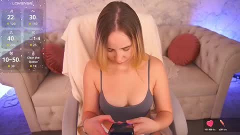 Sofie online show from 09-18-25, 10:34