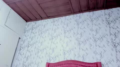 Snapshot of sofifoox chatting on 12-14-25, 09:03 Sofi online show from 12-14-25, 09:03