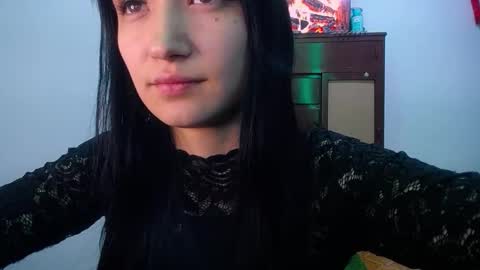 Snapshot of sofii_cute01 chatting on 11-16-25, 04:51 sofii_cute01 online show from 11-16-25, 04:51