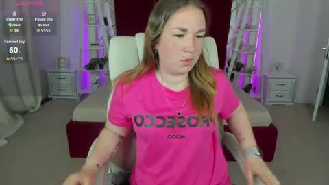 Snapshot of sofii_darling chatting on 05-07-26, 04:34 sofii_darling online show from 05-07-26, 04:34