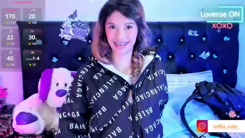 sofiia cute  online show from 04-22-26, 04:26