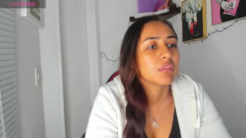 sofiia rodriguez online show from 01-30-25, 03:40