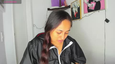 sofiia rodriguez online show from 03-04-25, 01:17