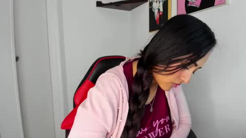 sofiia rodriguez online show from 09-18-25, 01:02