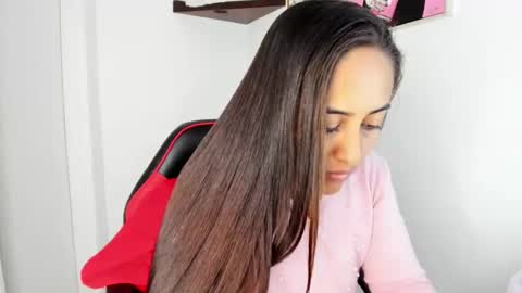 sofiia rodriguez online show from 10-18-25, 12:17