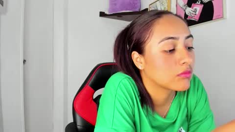 sofiia rodriguez online show from 11-26-25, 04:52