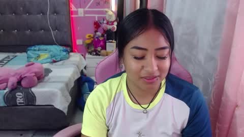 sofia Dreams online show from 01-17-25, 12:10