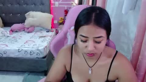sofia Dreams online show from 01-22-25, 02:15