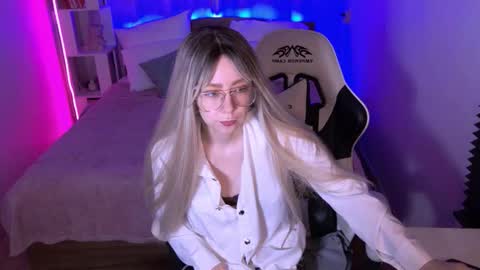 Sofia online show from 11-04-25, 02:10