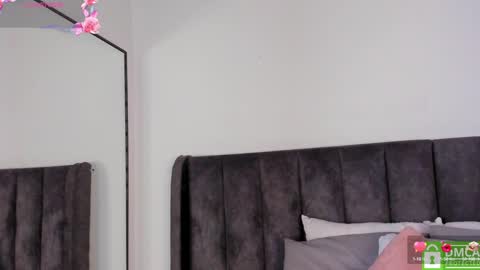 Sofia online show from 01-05-25, 02:30