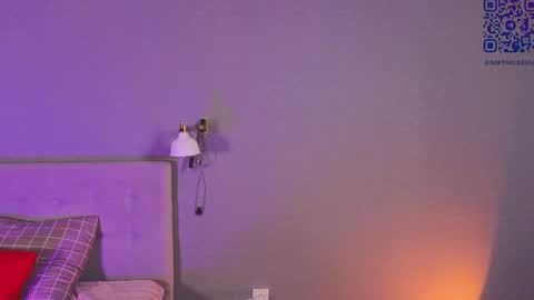 Snapshot of soft_babe chatting on 05-07-26, 08:36 Milisa online show from 05-07-26, 08:36