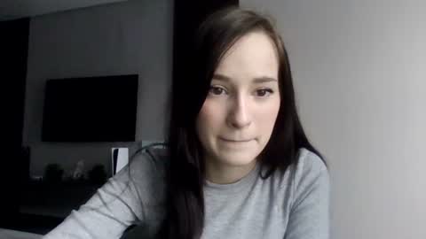 softcherry0345 online show from 04-10-26, 10:42