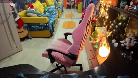 Sofie online show from 01-05-25, 02:17