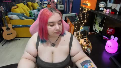 Sofie online show from 02-07-25, 02:40