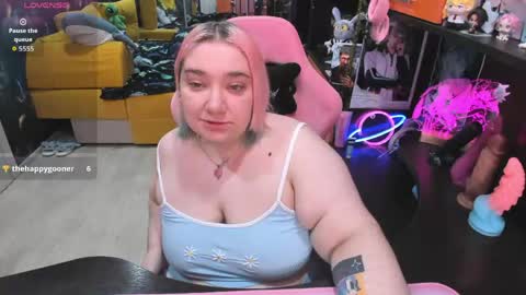 Snapshot of softie_sofy chatting on 05-01-26, 02:38 Sofie online show from 05-01-26, 02:38