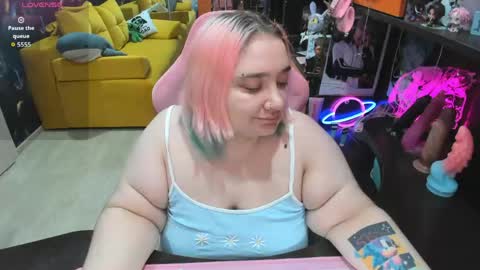 Snapshot of softie_sofy chatting on 05-26-26, 03:13 Sofie online show from 05-26-26, 03:13