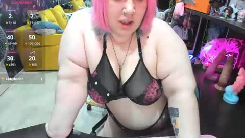 Snapshot of softie_sofy chatting on 06-11-26, 02:53 Sofie online show from 06-11-26, 02:53