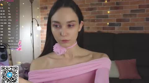 Elly online show from 11-14-25, 06:34