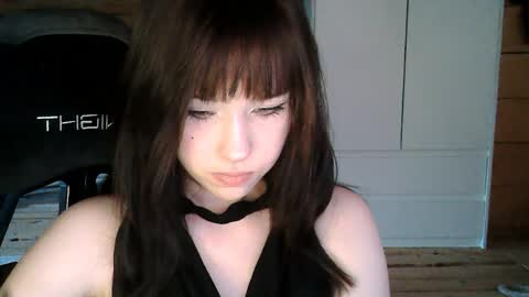 Eva online show from 05-31-26, 05:20