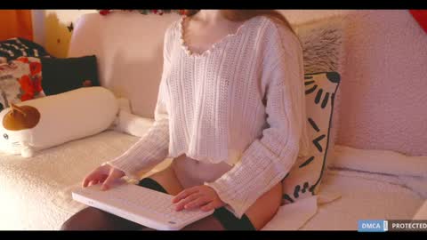 Snapshot of softlee chatting on 01-05-25, 02:30 Lisa online at .11 from about utc online show from 01-05-25, 02:30