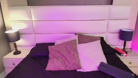 sofy__lee online show from 07-22-26, 08:33
