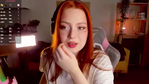 Snapshot of sofy_benson chatting on 11-09-25, 08:12 Sofy online show from 11-09-25, 08:12