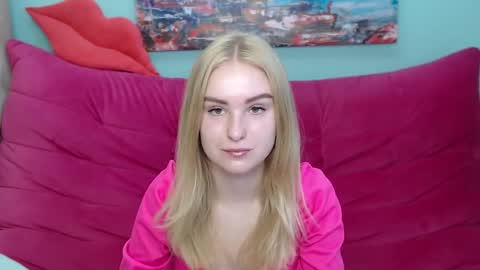 Snapshot of sofysoft chatting on 09-25-25, 04:49 sofysoft online show from 09-25-25, 04:49